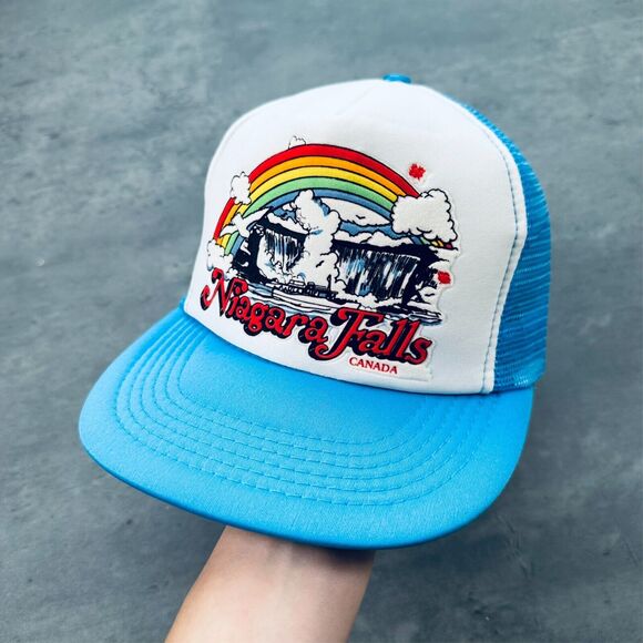 Vintage Niagara Falls Canada Rainbow Hat - Picture 1 of 6